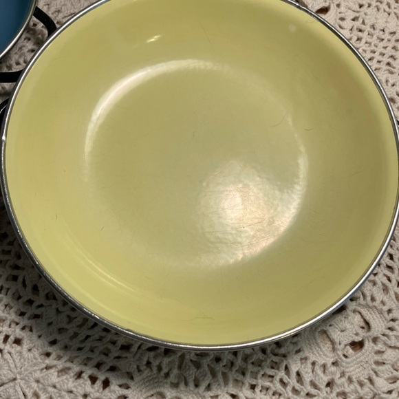 Colorful Enamel Cookware Set - Picture 3 of 8